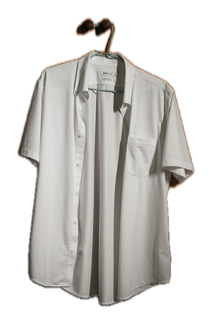 Camisa blanca de manga corta